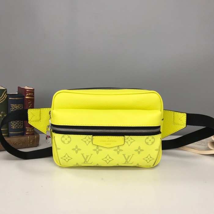 Handbag Louis Vuitton M30247 M30251 size 21*17*5cm