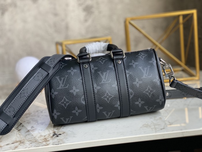 Handbag Louis Vuitton M45947 size 21x12x9CM
