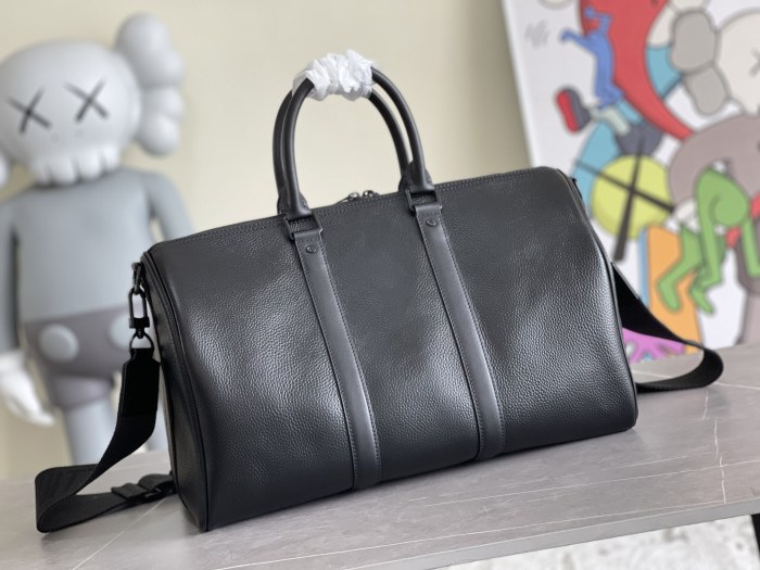 Handbag Louis Vuitton M57088  size 42 x 26 x 20cm