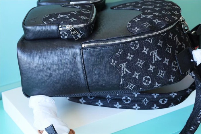 Handbag Louis Vuitton M45973 size 30 x 40 x 15.5cm