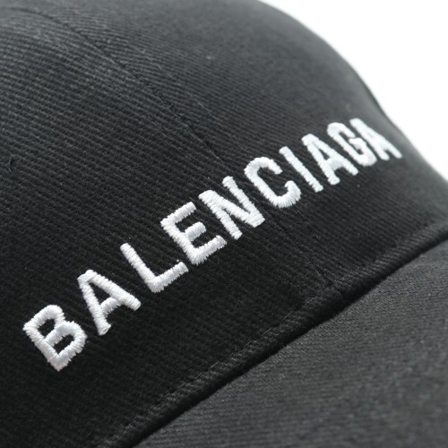 Hat Balenciaga 3