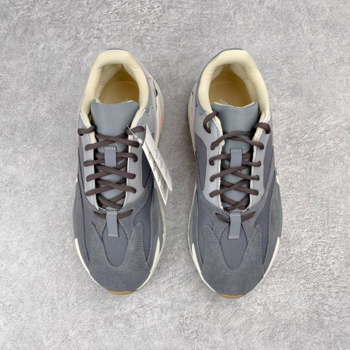 Adidas Yeezy Boost 700 Magnet