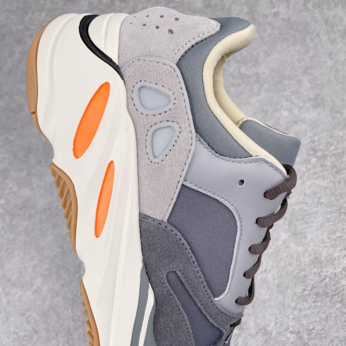 Adidas Yeezy Boost 700 Magnet