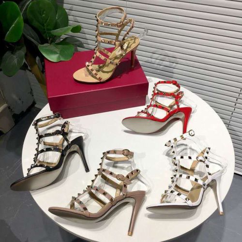 VALENTINO GARAVANI Rockstud WOMEN 36