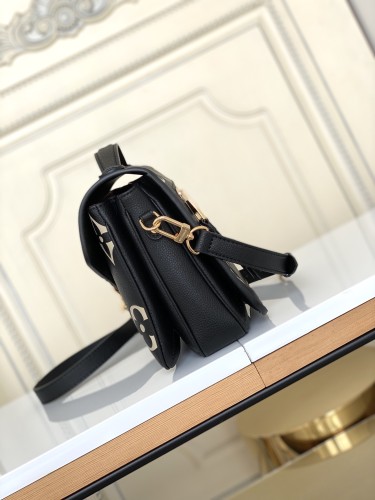 Handbag Louis Vuitton M45773 size 25 x 19 x 7 cm