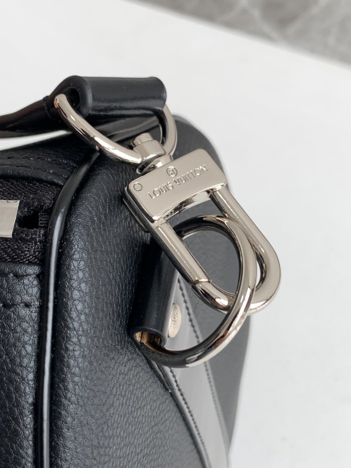 Handbag Louis Vuitton M33400 size 50.0x 29.0x 23.0 cm