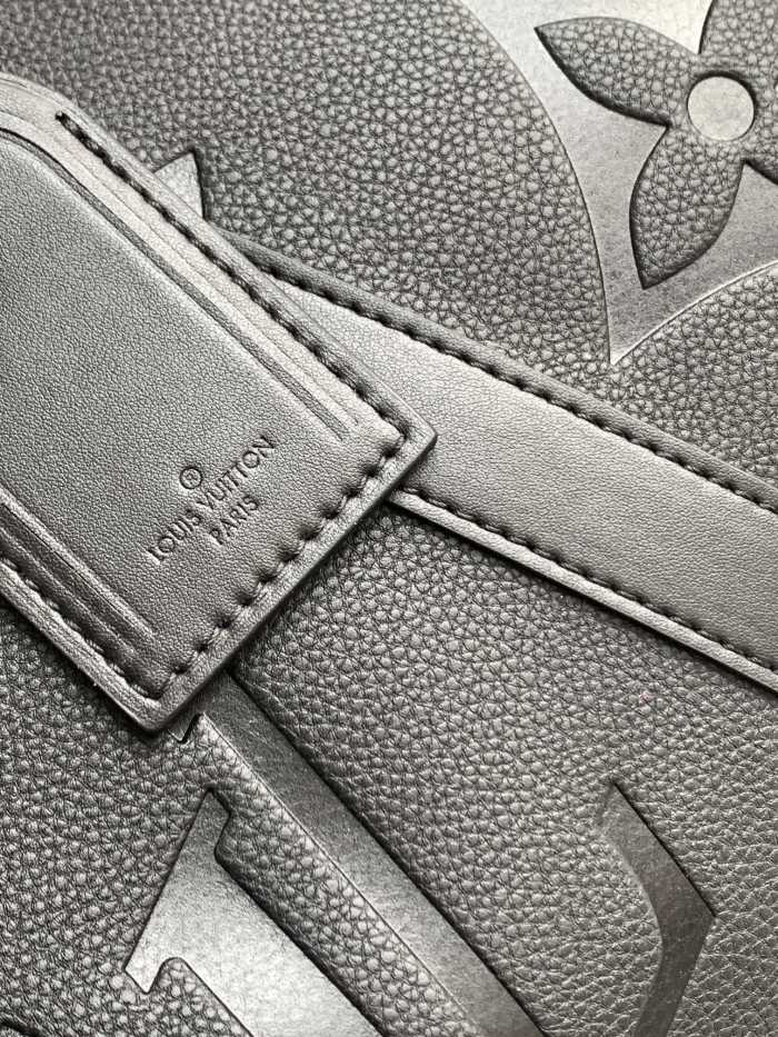Handbag Louis Vuitton M45532 size 45 x 27 x 20 cm