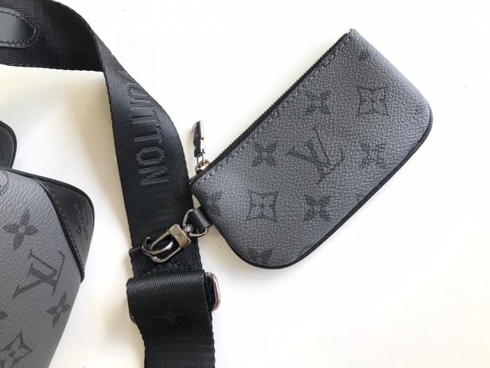 Handbag Louis Vuitton M69443 size Small bag: 12×7 cm Medium bag: 24×15 cm Large bag: 26×5×18 cm