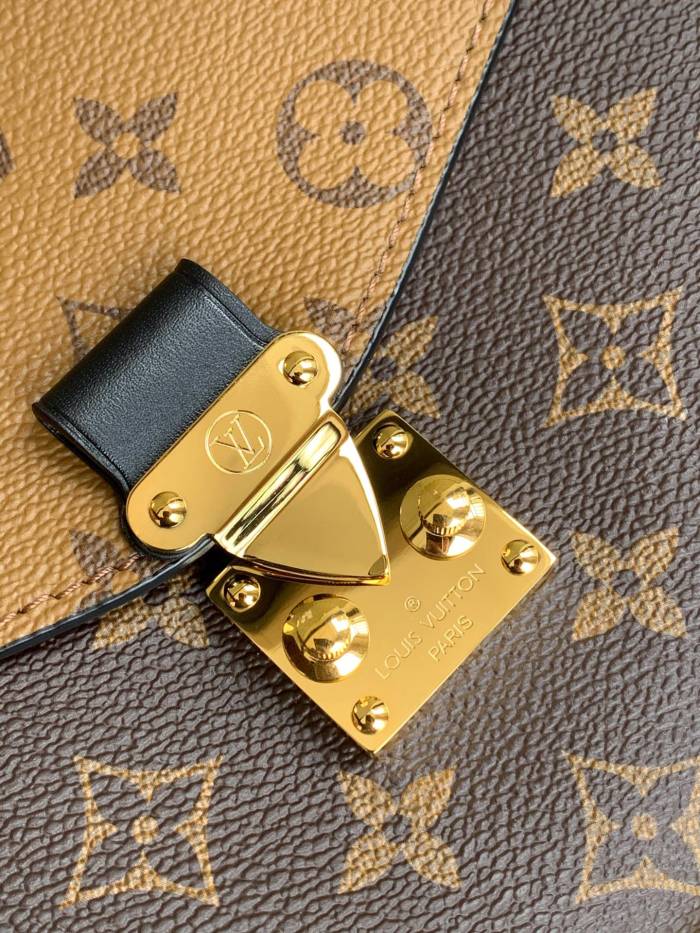Handbag Louis Vuitton M41465 size 25 x 19 x 9 cm