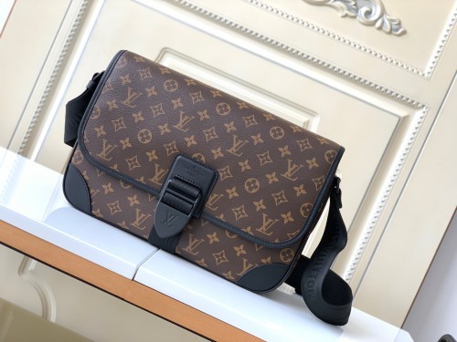 Handbag Louis Vuitton m46328 size 35 x 24 x 8