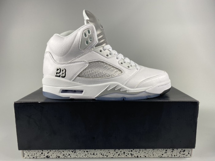 Jordan 5 Retro Metallic White (2015)