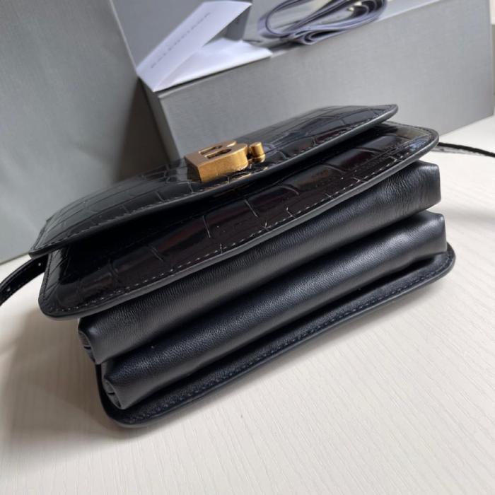 Handbag Balenciaga 3011 size 19.5*7.5*15cm