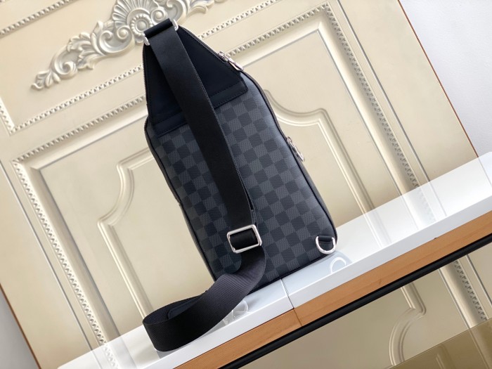 Handbag  Louis Vuitton  45302  size  20x31x7 cm