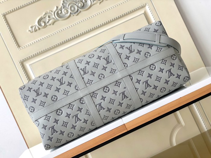 Handbag  Louis Vuitton  M46117  size  50 x 29 x 23 cm
