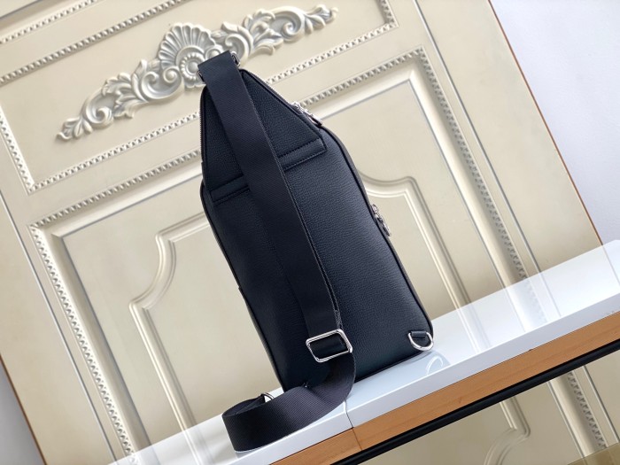  Handbag  Louis Vuitton  30863  size 20x31x7cm