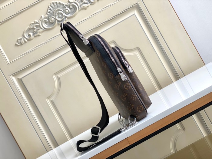 Handbag  Louis Vuitton 46327 size 20x31x7 cm
