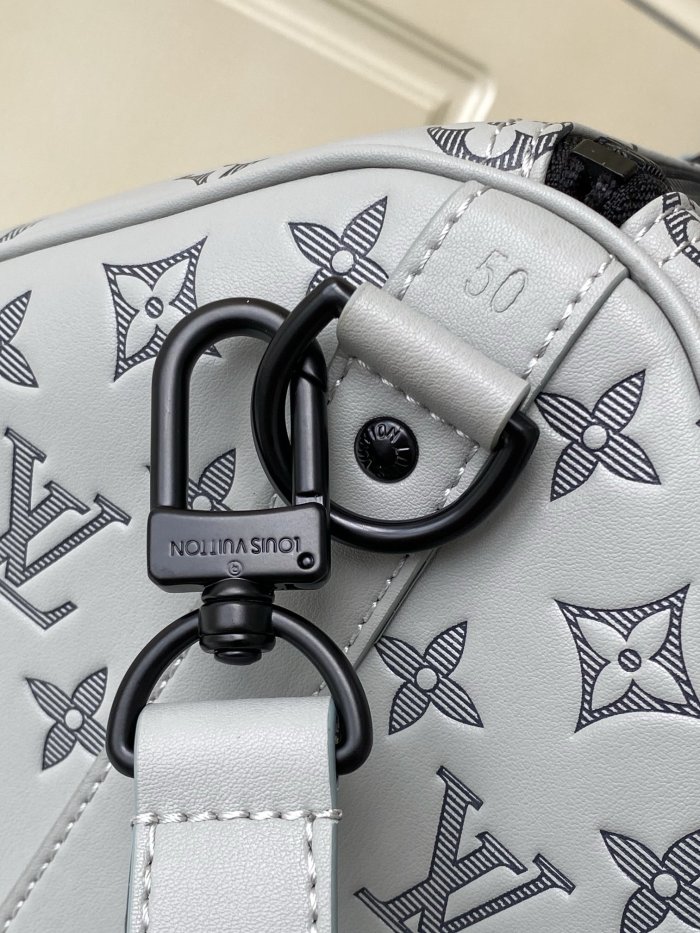 Handbag  Louis Vuitton  M46117  size  50 x 29 x 23 cm