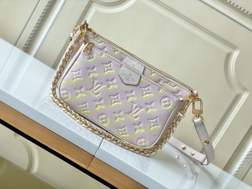  Handbag  Louis Vuitton  M46093 size 24 x 13.5 x 4 cm 