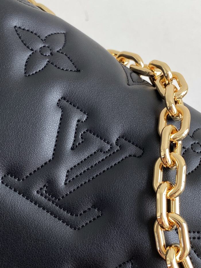 Handbag   Louis Vuitton    81398  size  20.0 x 12.0 x 6.0 cm