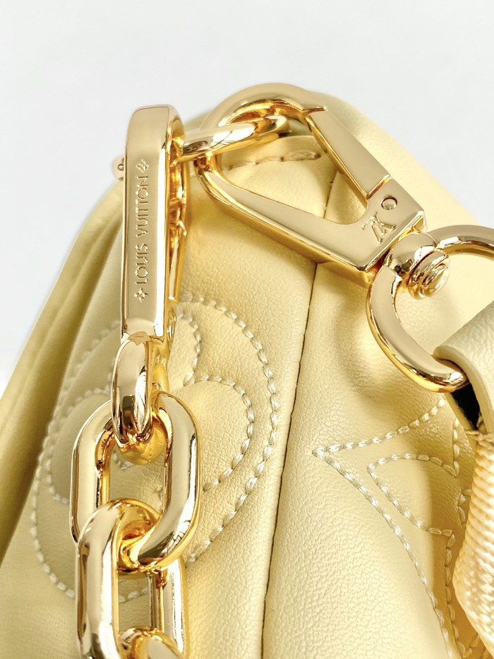  Handbag   Louis Vuitton M81400  size  20.0 x 12.0 x 6.0  cm