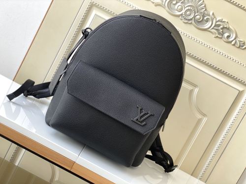 Handbag   Louis Vuitton  M57079  size  43 x 30 x 14 cm