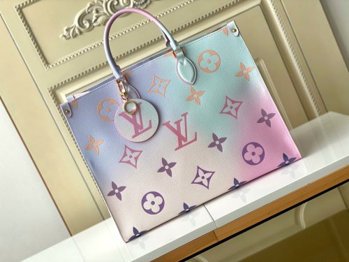  Handbag  Louis Vuitton   M46076   size  41 x 34 x 19  cm