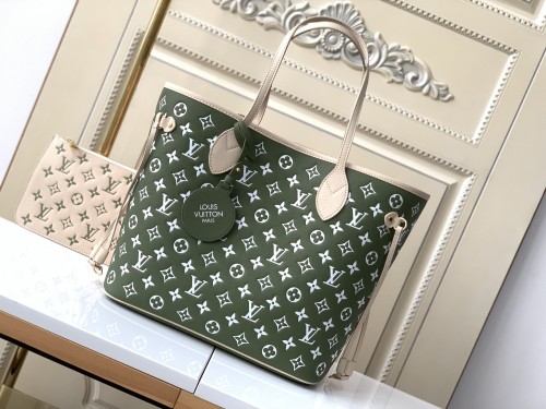  Handbag  Louis Vuitton  M46102   size  31 x 28 x 14 cm