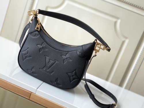   Handbag  Louis Vuitton M46002  size   22 x 14 x 9   cm