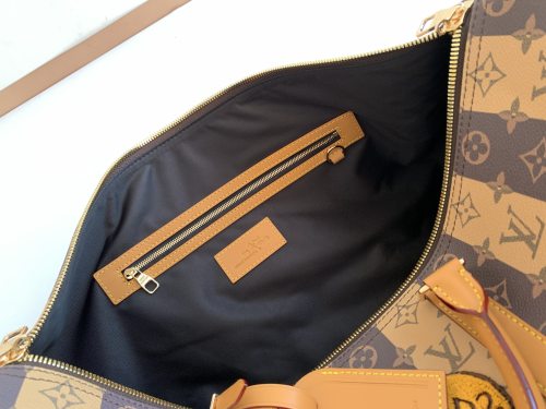  Handbag   Louis Vuitton  M45967  size  50 x 29 x 23  cm  