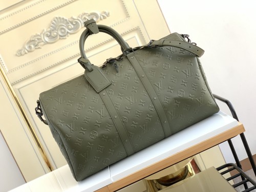 Handbag   Louis Vuitton  M57963  size  50 x 29 x 23  cm