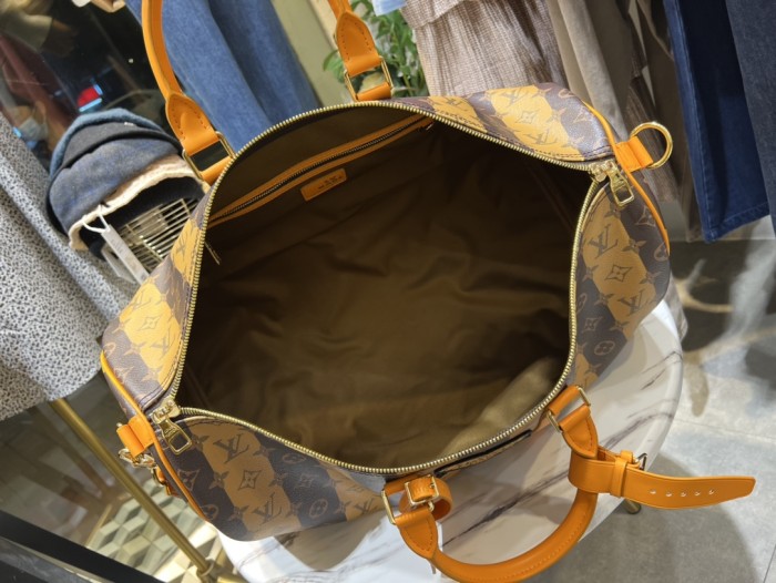  Handbag   Louis Vuitton  M45967  