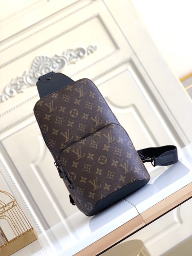Handbag  Louis Vuitton  M41719  size  20 x 31 x 10 cm