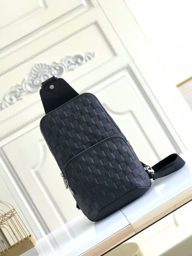 Handbag   Louis Vuitton  N41720  size  20 x 31 x 10 cm