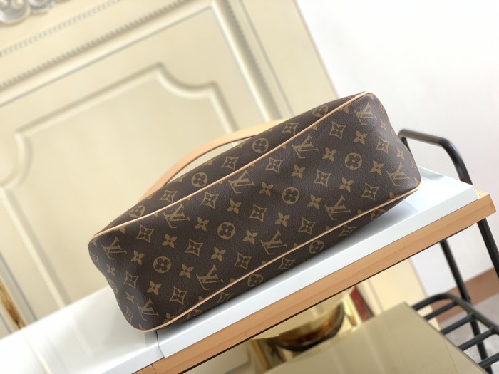 Handbag  Louis Vuitton  M50156  size   41.0×33.0×15.0  cm 