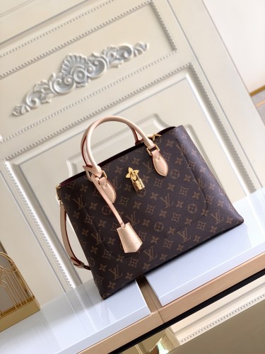  Handbag   Louis Vuitton    43551  size  34.0 x 24.0 x 13.0  cm