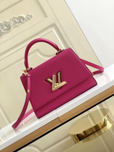  Handbag  Louis Vuitton   M57093  size 17.0 x 25.0 x 11.0  cm