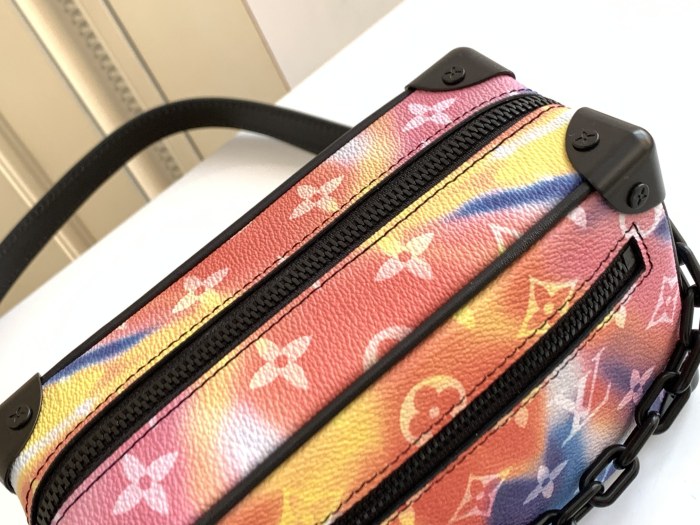  Handbag   Louis Vuitton  M80952  size  18.5 x 13.0 x 8.0  cm