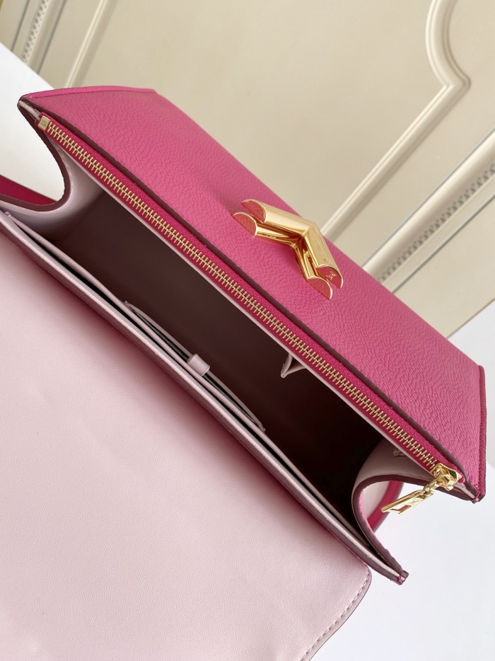 Handbag  Louis Vuitton   M57090  size  29.0×21.0×12  cm