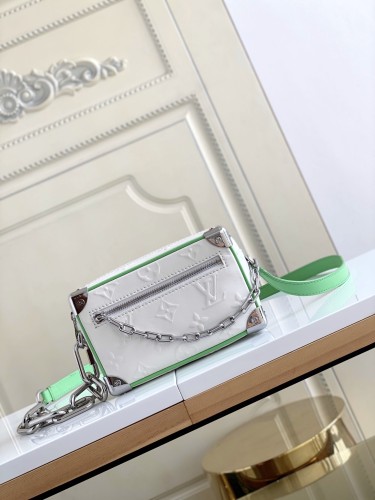  Handbag   Louis Vuitton  M58906  size  18.5 x 13.0 x 8.0  cm
