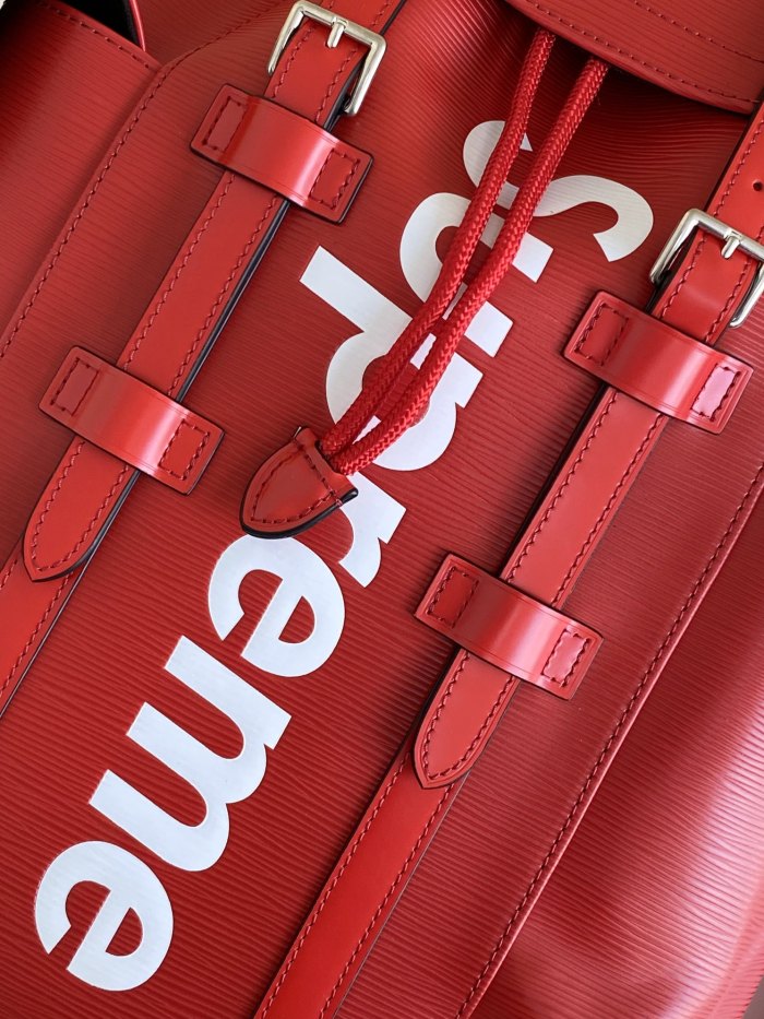  Handbag    Louis Vuitton   M41709  size   34*13*47  cm 