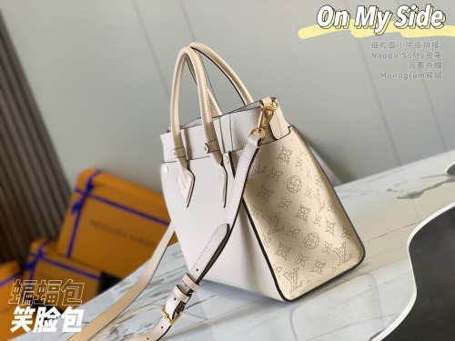  Handbag   Louis Vuitton   M55802  size  30.5x 24.5x 14.0  cm