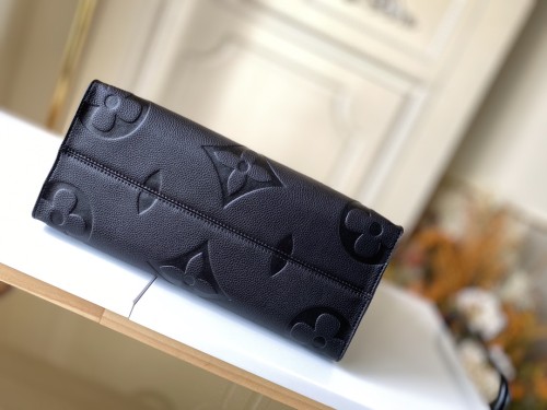  Handbag   Louis Vuitton   M45595   size  34-26-15  cm
