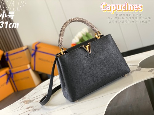 Handbag  Louis Vuitton  N92800  size  31.5 x 20.0 x 11.0  cm