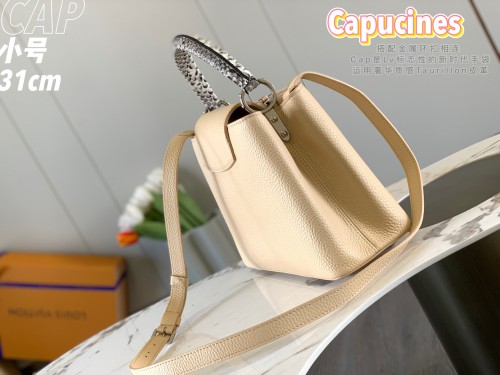 Handbag   Louis Vuitton   N92800  size  31.5 x 20.0 x 11.0  cm  