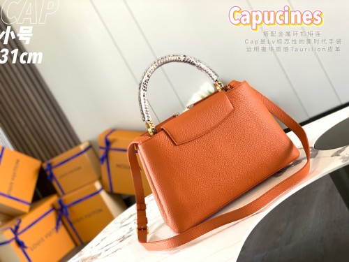 Handbag   Louis Vuitton   N93799  size  31.5 x 20.0 x 11.0  cm