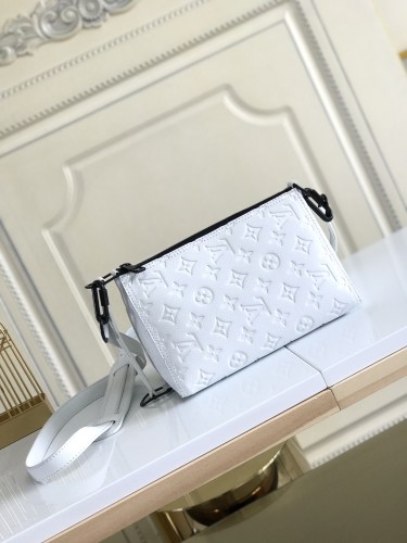 Handbag   Louis Vuitton   M55927  size   22*13*14   cm