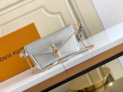  Handbag  Louis Vuitton  M80819  size  19.0 x 11.0 x 3.0   cm