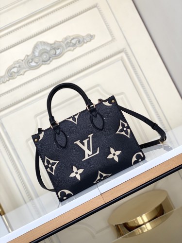  Handbag   Louis Vuitton  M45659  size  25x19x11.5  cm