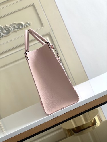  Handbag   Louis Vuitton  M45717   size  34*12*26  cm