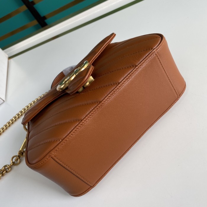  Handbag   Gucci   583571  size  21*15.5*8  cm